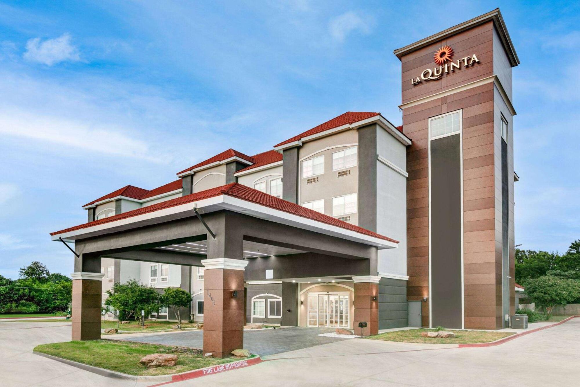 La Quinta By Wyndham Decatur Hotel Exterior foto